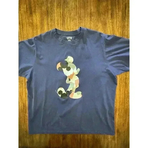 UNIQLO Disney “Mickey Stands” Collection UT Graphic Tee Blue Size XL - Picture 1 of 8